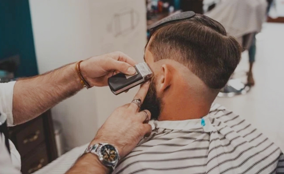 Sharp Cuts, Smooth Service - Unveiling the Secrets to Finding Good Barbers in Dallas